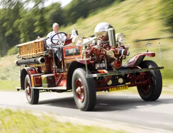 1925 Ahrens-Fox N-S-4