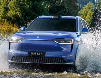 AITO M7 EV Ultra '2025–pr.