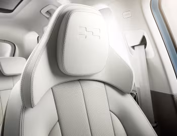 Интерьер Aiways U5 '2019–23