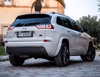 Jeep Cherokee Overland [Worldwide] (KL) '2018–21