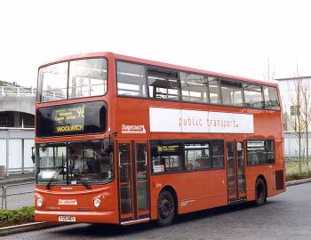 Dennis Trident II Alexander ALX400 [UK-spec] (H47/24D) '11.1999–07.2000