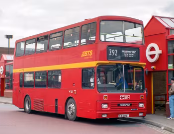 Scania N113DRB Alexander RH61 [UK-spec] (H47/33F) '04–10.1989