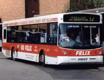 Volvo B10BLE Alexander ALX300 [UK-spec] (B45F) '08.1998