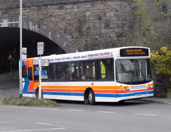 Volvo B6LE-53 Alexander ALX200 [UK-spec] (B35F) '03.1997–01.1998