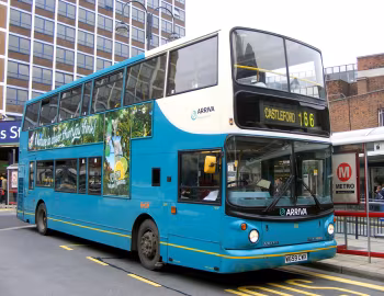 Volvo B7TL Alexander ALX400 [UK-spec] (H47/28F) '04.2000
