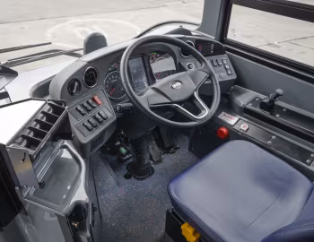 Painel frontal BYD Alexander Dennis Enviro200EV (B38F) '09.2017