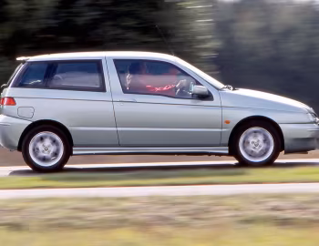 Alfa Romeo 145 Quadrifoglio (930A) '1999–2000