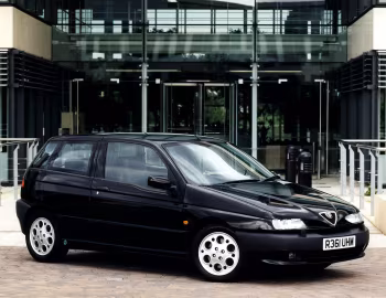 Alfa Romeo 145 Cloverleaf (930A) '1996–99