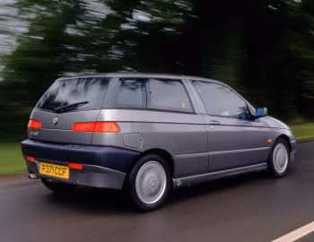 Alfa Romeo 145 Cloverleaf (930A) '1996–99