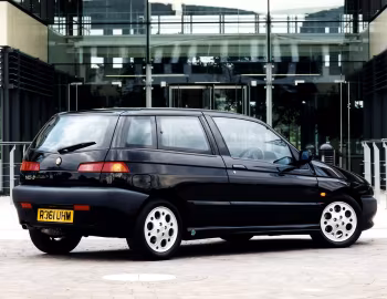 Alfa Romeo 145 Cloverleaf (930A) '1996–99