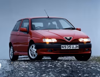 Alfa Romeo 145 Cloverleaf (930A) '1996–99