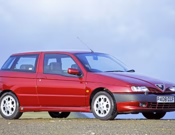 Alfa Romeo 145 Cloverleaf (930A) '1996–99