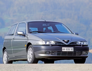Alfa Romeo 145 Quadrifoglio (930A) '1995–99