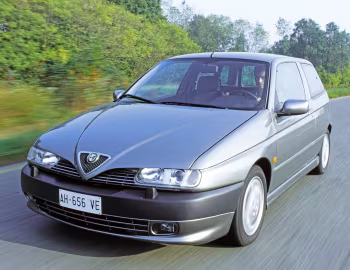 Alfa Romeo 145 Quadrifoglio (930A) '1995–99