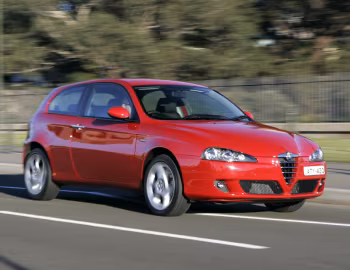 Alfa Romeo 147 3-door [Australia] (937A) '2005–06