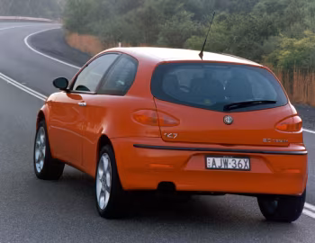 Alfa Romeo 147 3-door [Australia] (937A) '2001–04