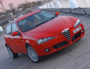 Alfa Romeo 147 5-door [Australia] (937B) '2005–06