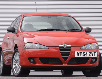 Alfa Romeo 147 5-door [UK-spec] (937B) '2005–06