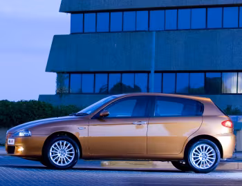 Alfa Romeo 147 5-door [South Africa] (937B) '2005–06