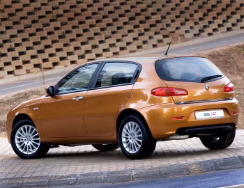 Alfa Romeo 147 5-door [South Africa] (937B) '2005–06