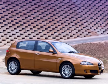 Alfa Romeo 147 5-door [South Africa] (937B) '2005–06