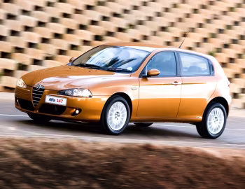 Alfa Romeo 147 5-door [South Africa] (937B) '2005–06
