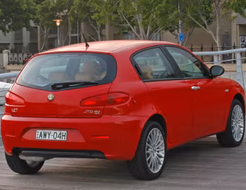 Alfa Romeo 147 5-door [Australia] (937B) '2005–06