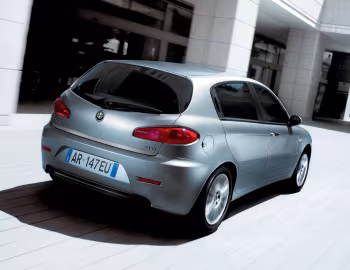Alfa Romeo 147 5-door [Worldwide] (937B) '2004–06