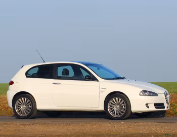Alfa Romeo 147 Collezione 3-door [UK-spec] (937A) '2008