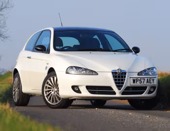 Alfa Romeo 147 Collezione 3-door [UK-spec] (937A) '2008