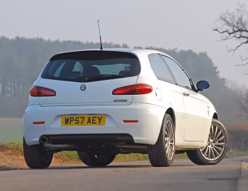 Alfa Romeo 147 Collezione 3-door [UK-spec] (937A) '2008