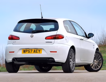 Alfa Romeo 147 Collezione 3-door [UK-spec] (937A) '2008