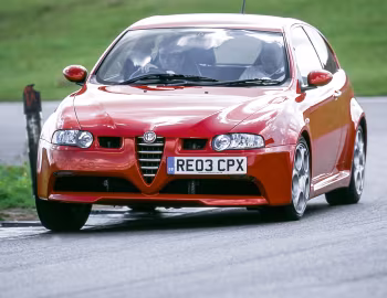 Alfa Romeo 147 GTA [UK-spec] (937A) '2003–05