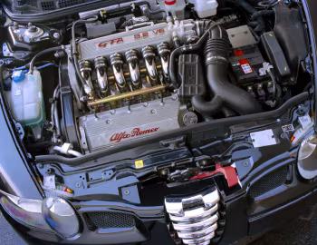 Sous la capuche Alfa Romeo 147 GTA [Australia] (937A) '2003–05