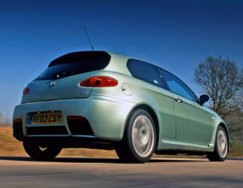 Alfa Romeo 147 GTA [UK-spec] (937A) '2003–05