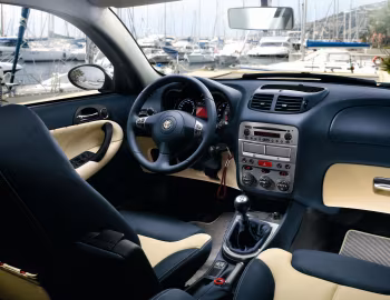 Intérieur Alfa Romeo 147 "Murphy&Nye" [Italy] (937B) '2007–08