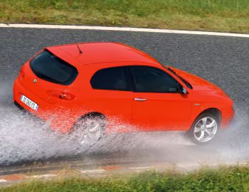 Alfa Romeo 147 Q2 3-door (937A) '2006–08