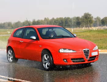 Alfa Romeo 147 Q2 3-door (937A) '2006–08