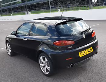 Alfa Romeo 147 Q2 3-door [UK-spec] (937A) '2007–08