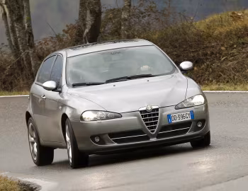 Alfa Romeo 147 Q2 5-door (937B) '2006–10