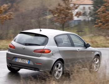 Alfa Romeo 147 Q2 5-door (937B) '2006–10
