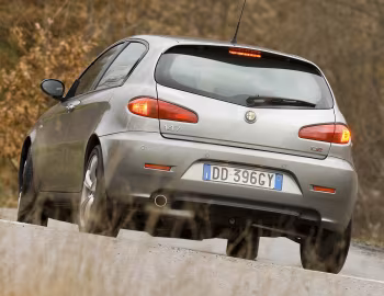 Alfa Romeo 147 Q2 5-door (937B) '2006–10