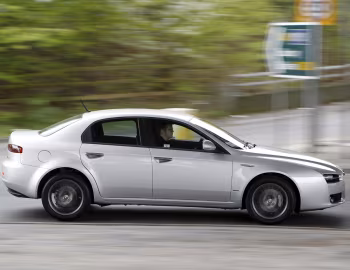 Alfa Romeo 159 [UK-spec] (939A) '2008–11