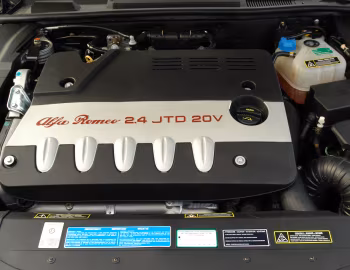 Sous la capuche Alfa Romeo 166 [Worldwide] (936) '2003–07