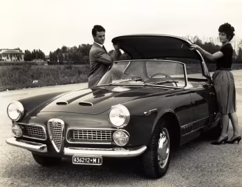 Alfa Romeo 2000 Spider (102) '1958–61