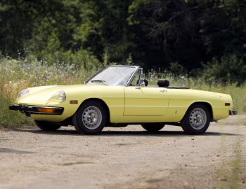1972–74 Alfa Romeo 2000 Spider Veloce [North America] (115) '1971–74