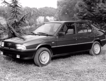 Alfa Romeo 33 1.5 4×4 (905) '1984–86