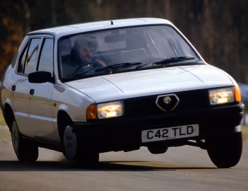Alfa Romeo 33 1.3S [UK-spec] (905) '1985–86