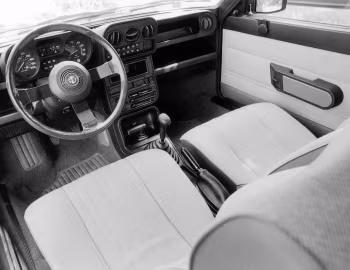 Panneau avant Alfa Romeo 33 1.5 4×4 (905) '1984–86
