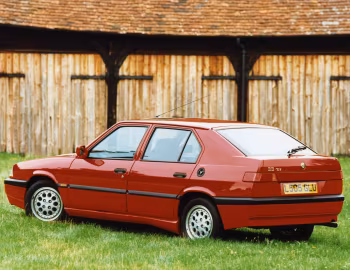 Alfa Romeo 33 16V [UK-spec] (907) '1992–94